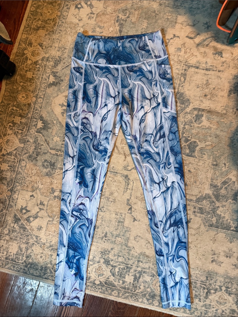 High-Waist Blue Marble Print Leggings